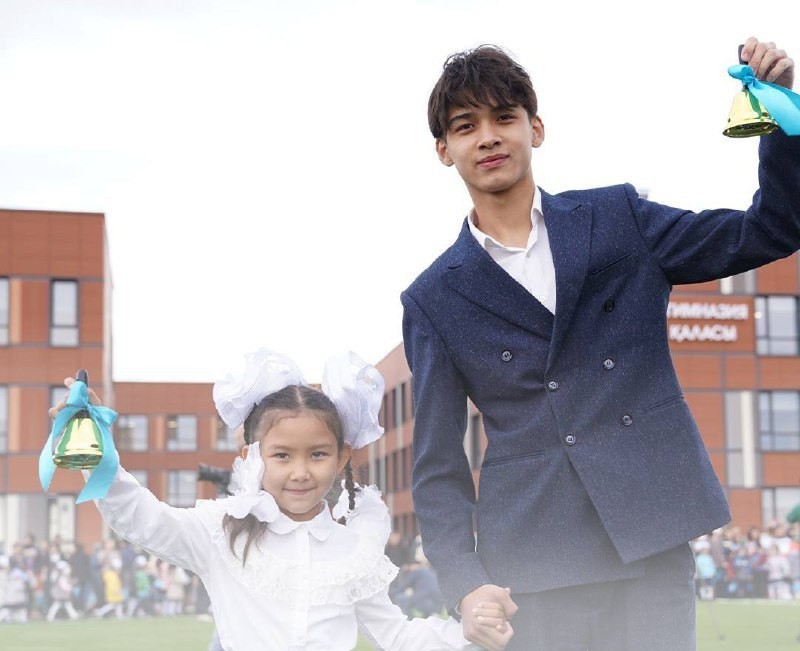 Последний звонок перенесли на 23 мая в Казахстане